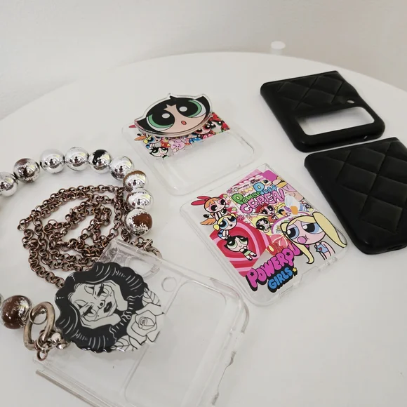 Samsung Galaxy Z Flip 3G - Lot Of 3 - Cases - Picture 2 of 3